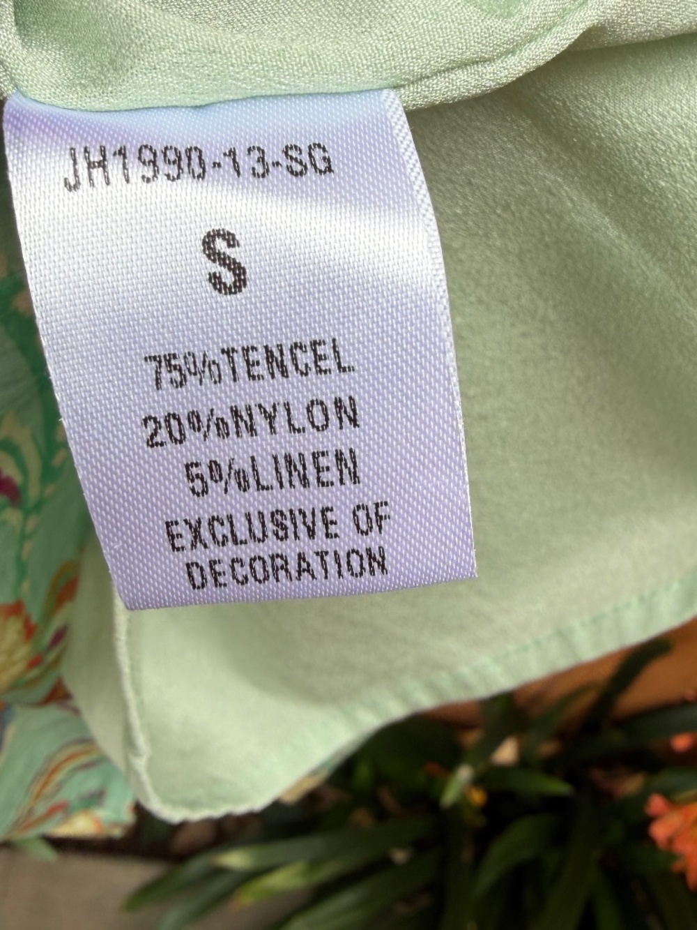 THML Anthropologie Floral Puff-Sleeve Smocked Dress - Picture 8 of 8